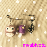 羊毛 ピンバッジ