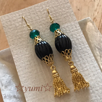 タッセルチャームアンティークピアス