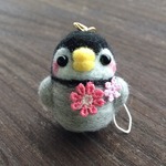 ピンクのお花のペンギン（星宮さまオーダー品）