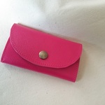 キュートなピンクのレザー4連キーケース