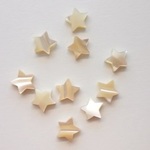 【8mm 10個】マザーオブパール　ベージュ　星　スター