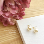 ＊再販＊優雅で幸せいっぱいの一日に＊大粒スワロフスキークリスタルパールの美人イヤリング＊swarovski cream pearl lady earring