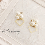 パール×スクエア ビジューピアス
