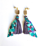 本革リバティsilkタッセルピアス/イヤリング
