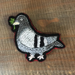 ハト刺繍ブローチ 2