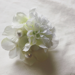 cotton pearl & flowerコサージュ(white2)