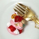 ネックレス★アリスのイチゴマカロン