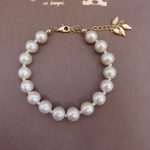 sale♥葉っぱモチーフ付きコットンパールブレスレット