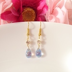 再販☆淡いブルーの雫とジルコニアのピアス
