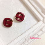 アンティークボタンのピアス（ボルドー）