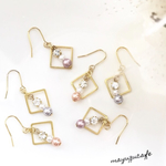 square in zirconia & beads pierce
