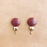 くるみボタンピアス