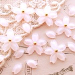 桜と花びらアクリルパーツ16個 