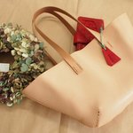 fereto1147さまオーダー品　送料無料　栃木レザー（ヌメ革） かわいいナチュラル餃子トートバックとiphone6ケース