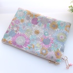 LIBERTY　Small Susanna　スモールスザンナ＜30X＞　ビニコの中布・仕切りポケット付きペタンコポーチ　Ａ5サイズ　◆お薬手帳ケース・母子手帳ポーチにも♪