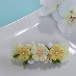 つまみ細工桜のバレッタ、黄色