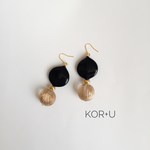  ドイツ製ヴィンテージアクリルのピアス