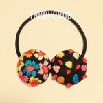 お花の刺繍のヘアゴム