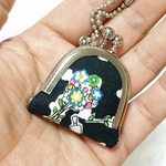 [小さながま口]花束、黒  コインケース