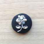 【SALE】氷みたいな花のブローチ