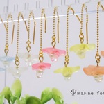 花のしずくの耳かざり （ピアス）