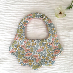 リバティ生地のスタイ【今だけリバティピン留めプレゼント】