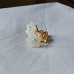 月華のイヤリング