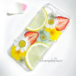 レモンストロベリーシャワーな押し花iPhoneケース