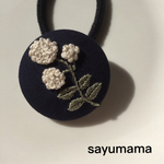 ☆刺繍☆くるみボタンのヘアゴム