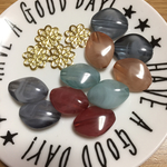 New♡アクリルビーズホースアイ10個セット☆透かしパーツおまけ付き♡