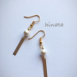 【再販】小さめゴールド短冊×コットンパールピアス