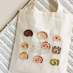 プチロールケーキの羊毛刺繍トート