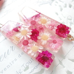 お花イニシャルキーチャームＭ（オーダー作品）