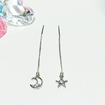 星と月のチェーンピアス