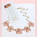 🌸flowerネックレス＆ピアスＳＥＴ light pink