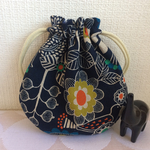 再販4☆まん丸ミニ巾着（北欧、草花鳥）紺