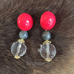 赤いレトロなピアス クリア