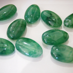 グリーンビーズ12個