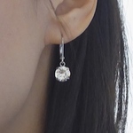 T.CY スワロフスキーのピアス☆クリスタルS