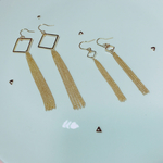 ゴールドタッセルピアス