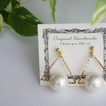 SALE♡トライアングルxコットンパール ピアス♡