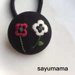☆刺繍☆くるみボタンのヘアゴム