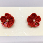柄入りワンポイントの華ピアス