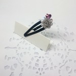 ゴスロリ風の可愛いパッチン留め（薔薇／グレー／ハート）