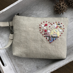 アリスが見る風景 刺繍ポーチ