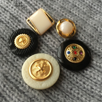 再入荷❣️m.アンティーク風♡ボタンアソート