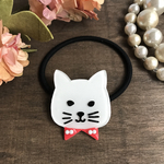 白ねこのヘアゴム【蝶ネクタイ】