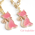 再販✩ さくら色 猫のキーホルダー