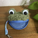 お淑やか水色唇ケロちゃん小銭入れ🐸