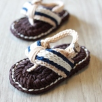 送料無料 Flip Flops　*ベビーサンダル　ブラウン×ホワイト　｜手編みベビーシューズ